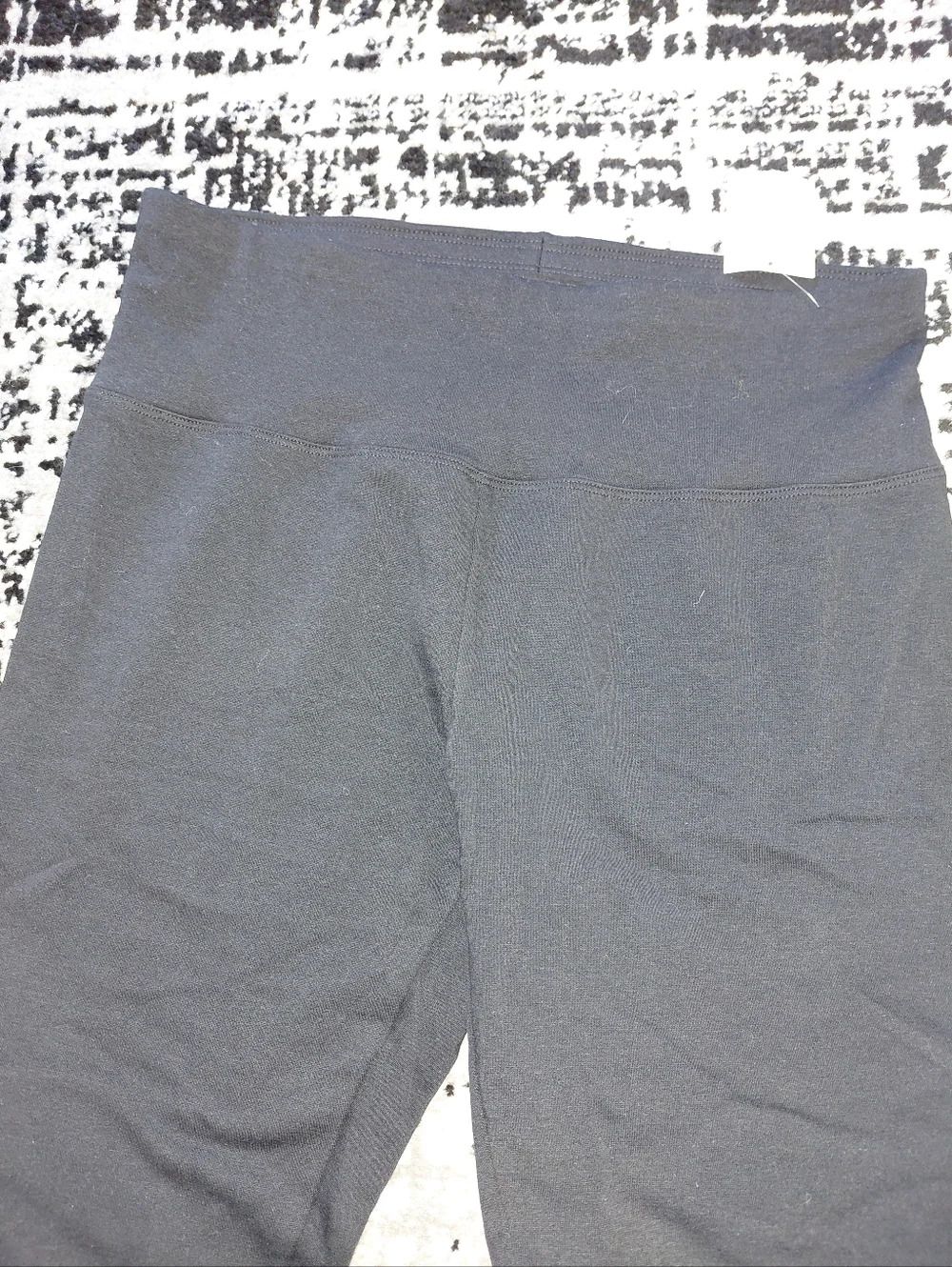 Eileen Fisher Cozy “Hug” High-Waisted Leggings Black M NWT | Luxe Loungewear